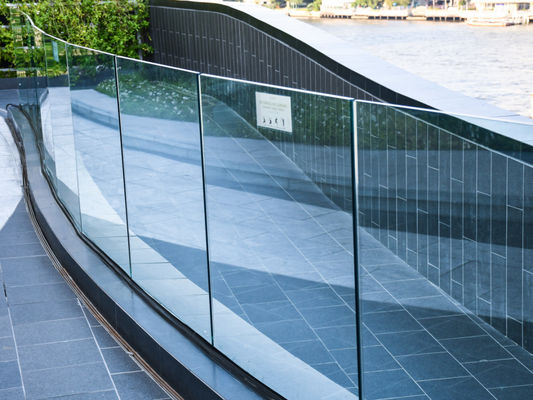 Vidrio de seguridad laminado de 10-13 mm de espesor con vidrio templado con película transparente